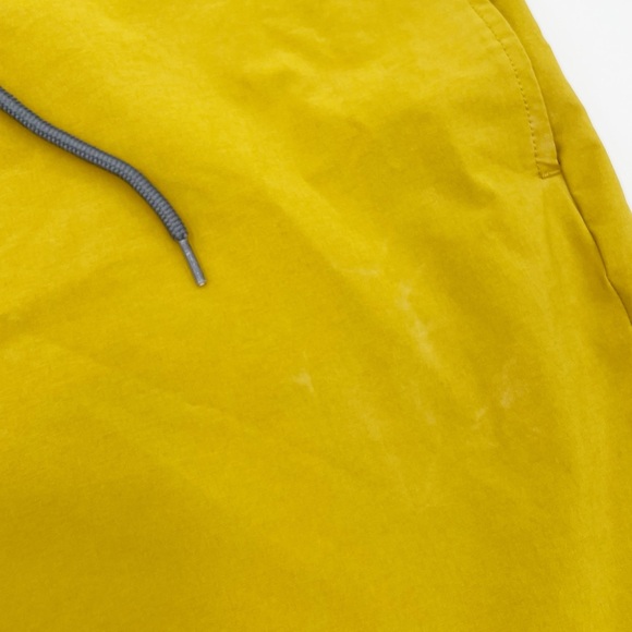 Duluth Trading Co Men's DuluthFlex Bull Moose 9" Board Shorts Olde Gold Size 40 - Picture 13 of 13